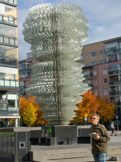 Tampere, Valon Kehrä Light Sculpture 20190928_140211_HDRC